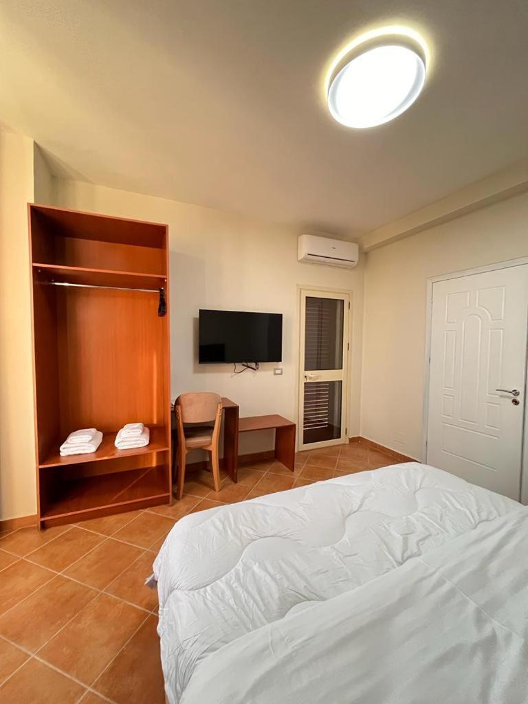 Belix Hotel Apartments, Near The Beach Durrës 外观 照片
