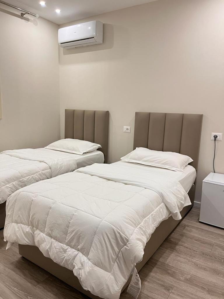Belix Hotel Apartments, Near The Beach Durrës 外观 照片