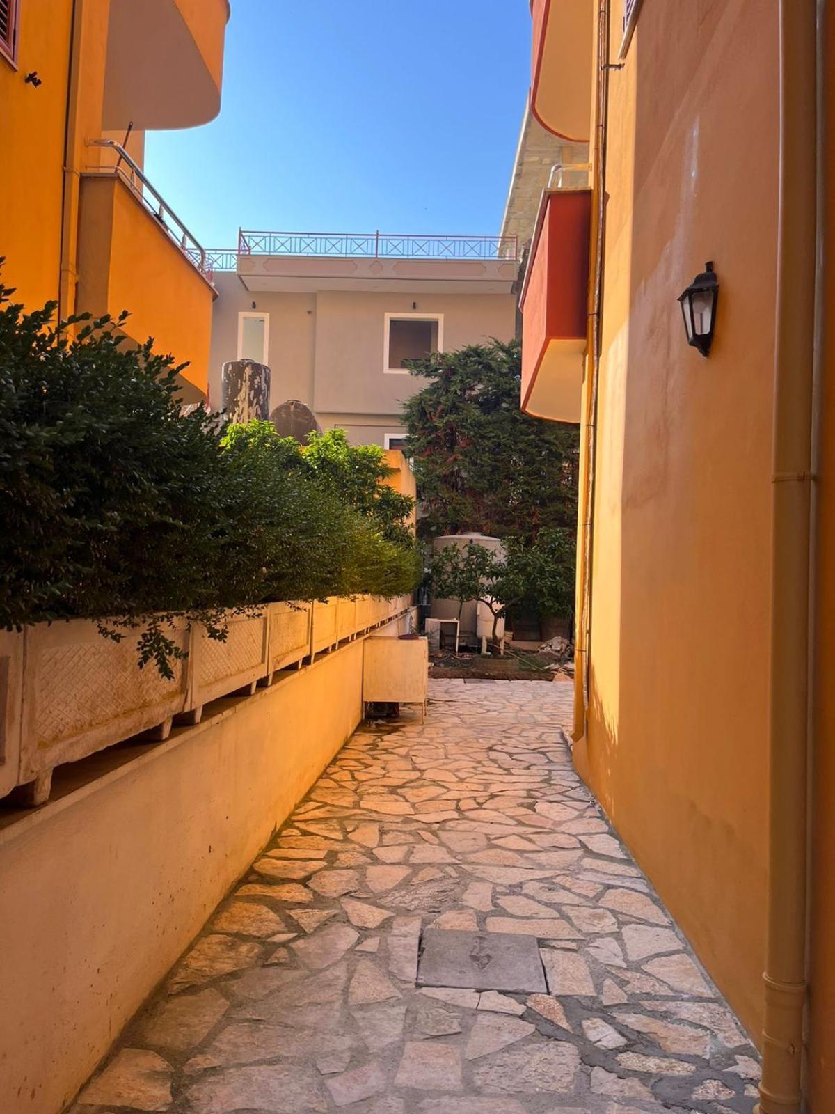 Belix Hotel Apartments, Near The Beach Durrës 外观 照片